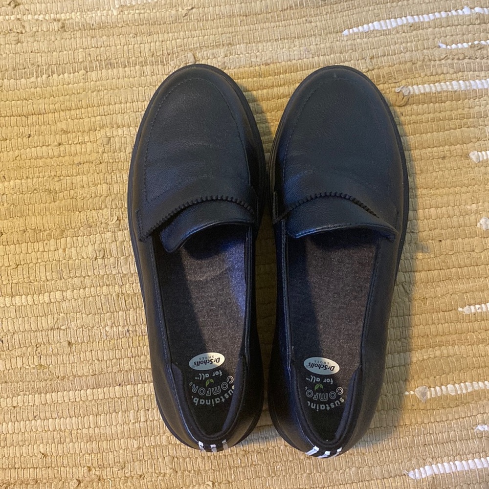 size 8.5 dr scholl’s check-in loafers